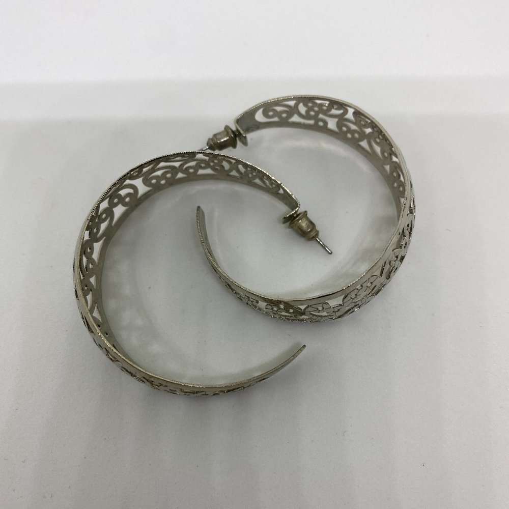 Round Hoop Earrings - Picture 3 of 4